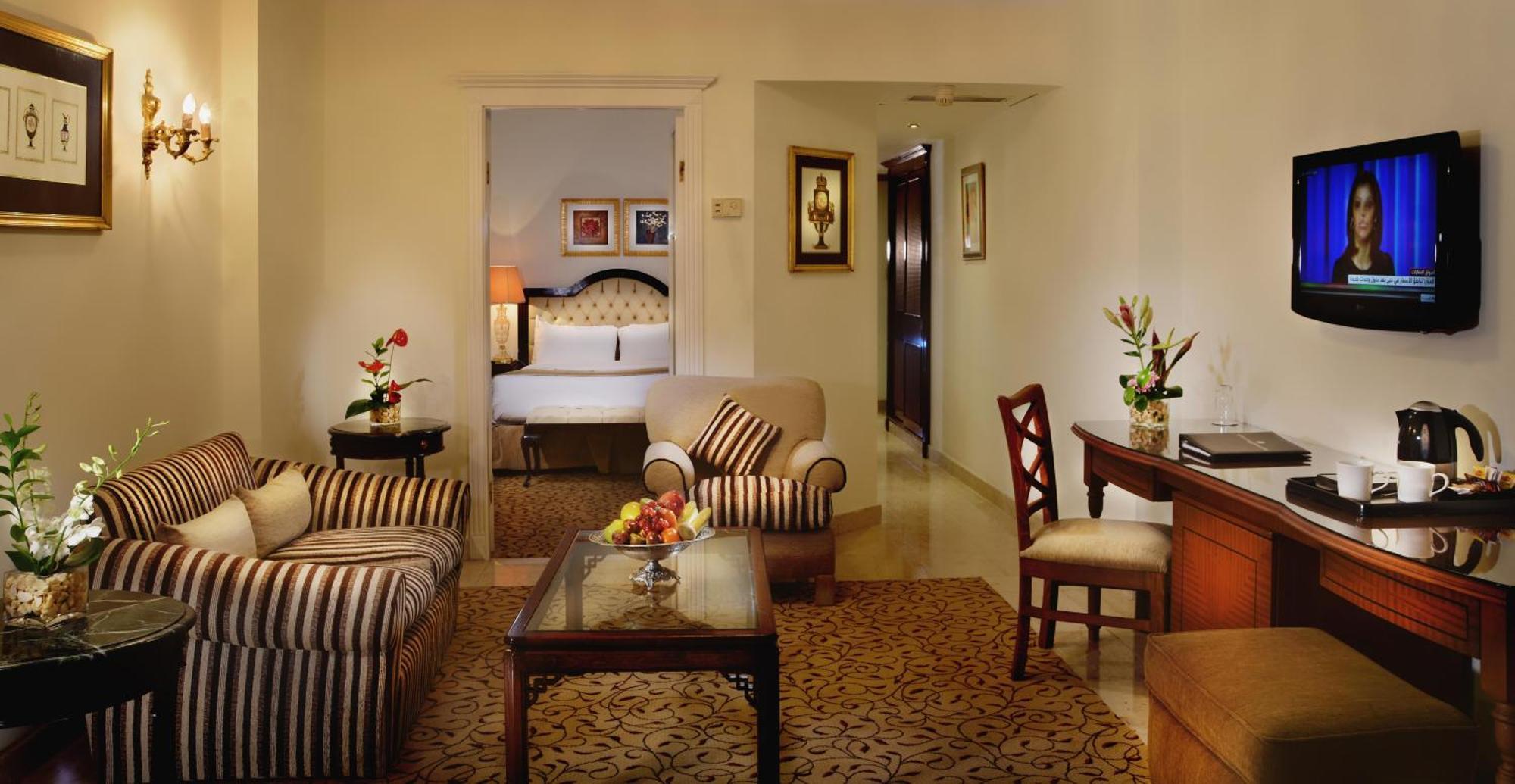 Sonesta Hotel Tower&Casino Il Cairo Esterno foto Suite at the Taj Mahal Palace, Mumbai
