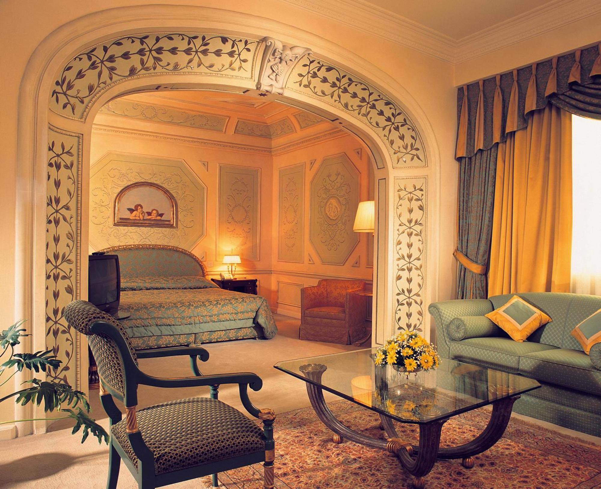Sonesta Hotel Tower&Casino Il Cairo Esterno foto A suite at the Taj Mahal Palace