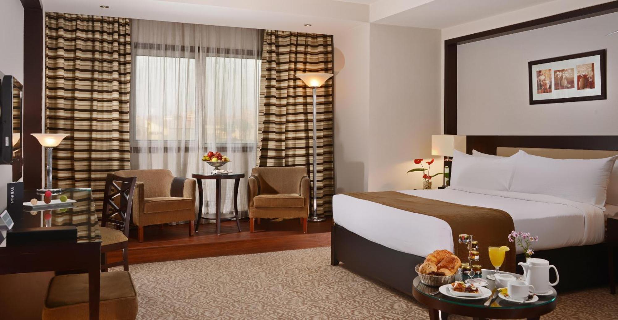 Sonesta Hotel Tower&Casino Il Cairo Esterno foto A room at the hotel